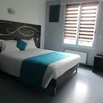 Le Clos Hotel 3*