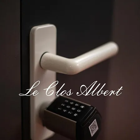 Le Clos Hotel