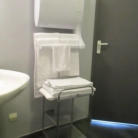 Hotel Le Nid De La Tour Loudun