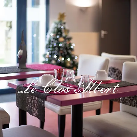 Le Clos Albert Hotel 3*