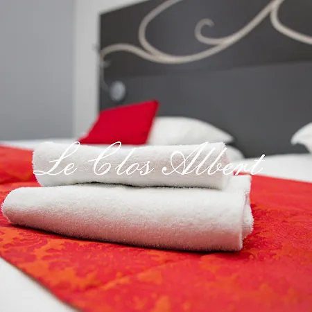 Le Clos Albert Hotel 3*