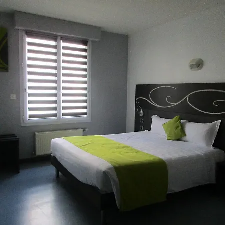 Le Clos 3* Loudun