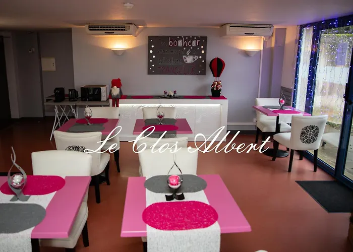 Le Clos Hotel 3*